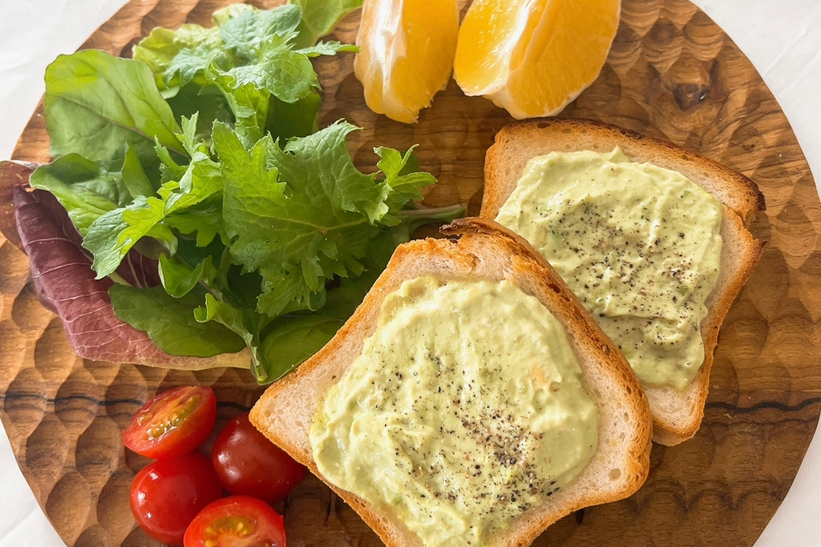 豆乳アボカドスプレッドのトーストプレート｜すぐきヨーグルトアレンジレシピ